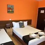 Family Flora Hotel 3*