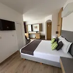 Family Flora Hotel 3*