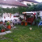 Family Flora Hotel 3*