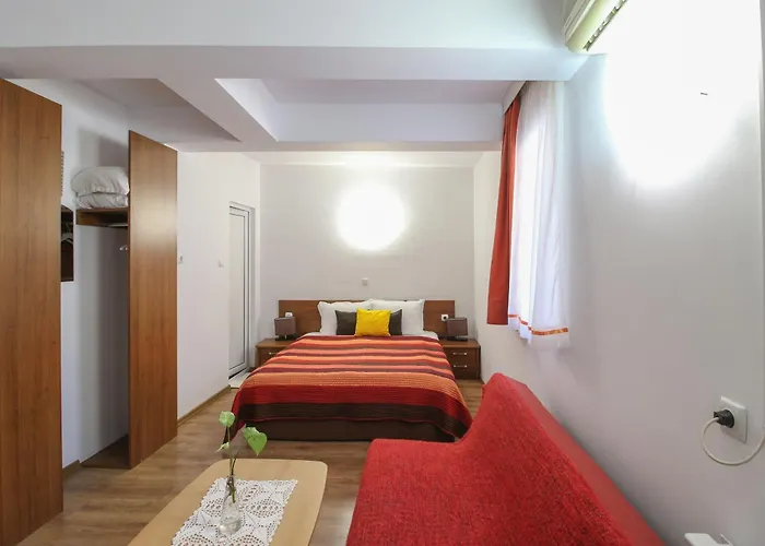 Family Flora 3* Zlatograd