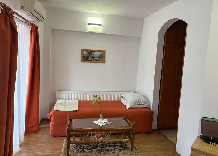 Hotel Family Flora 3*