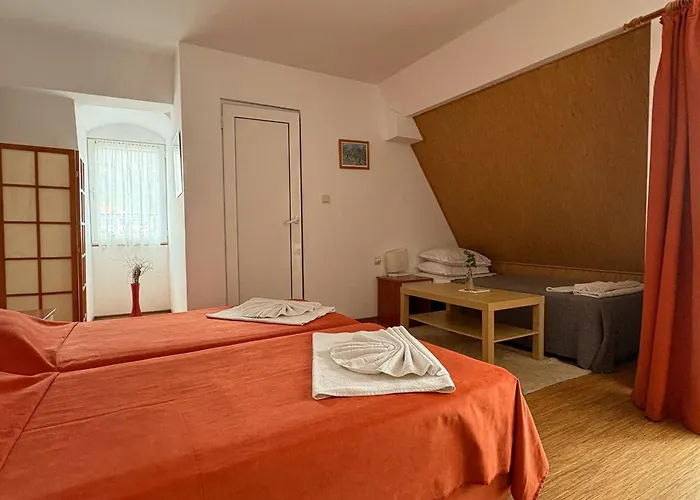 Family Flora Hotel Zlatograd