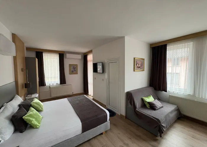 Family Flora 3* Zlatograd